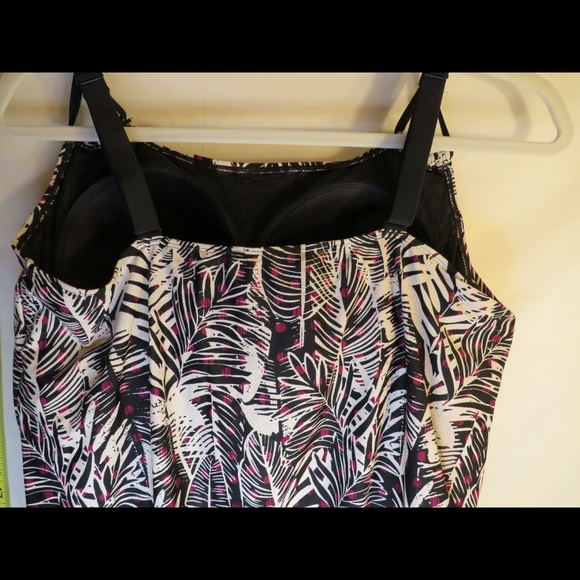 Swimsuits for all swim top only size 20 - Picture 11 of 11